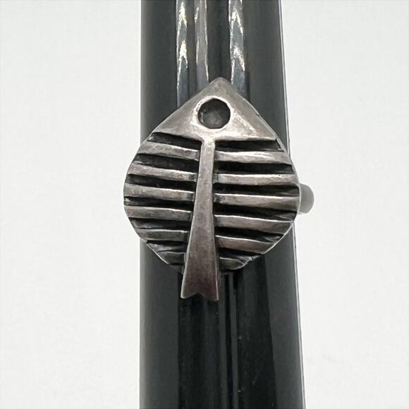 Vintage 60s 70s Fish Shaped Ring Silver Tone Adjustable - Picture 4 of 5